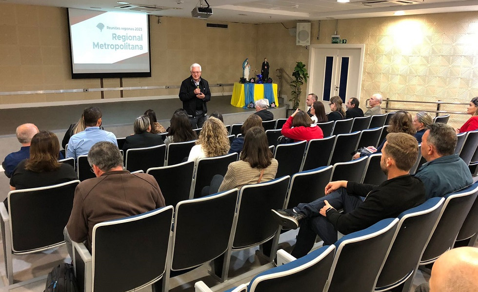 Diretoria do SINEPE/RS promove reuniões nas Regionais 